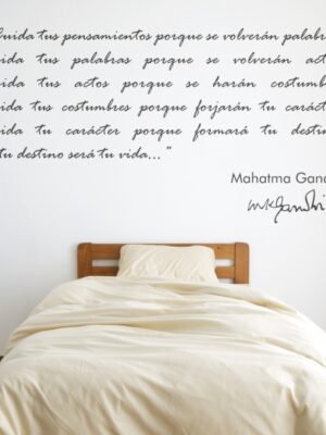4131.jpg Vinilo decorativo cita Gandhi