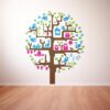 Vinilo infantil árbol multicolor