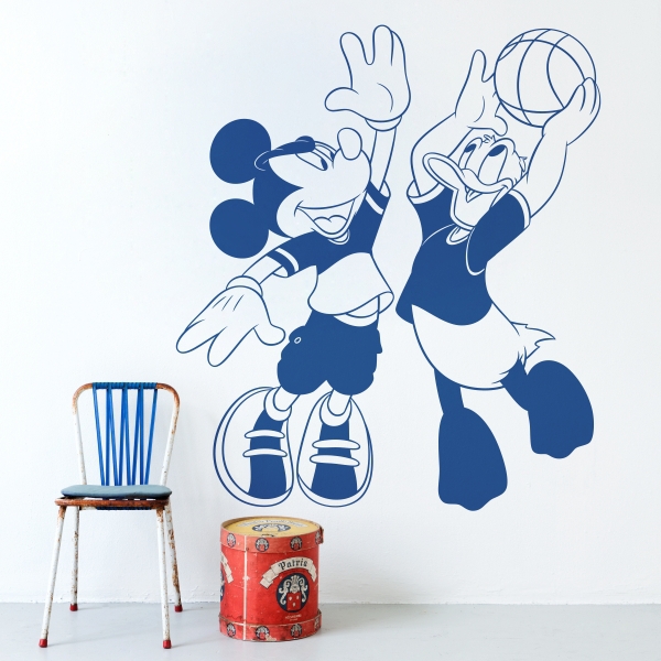 Vinilo infantil Mickey Mouse y Donald baloncesto